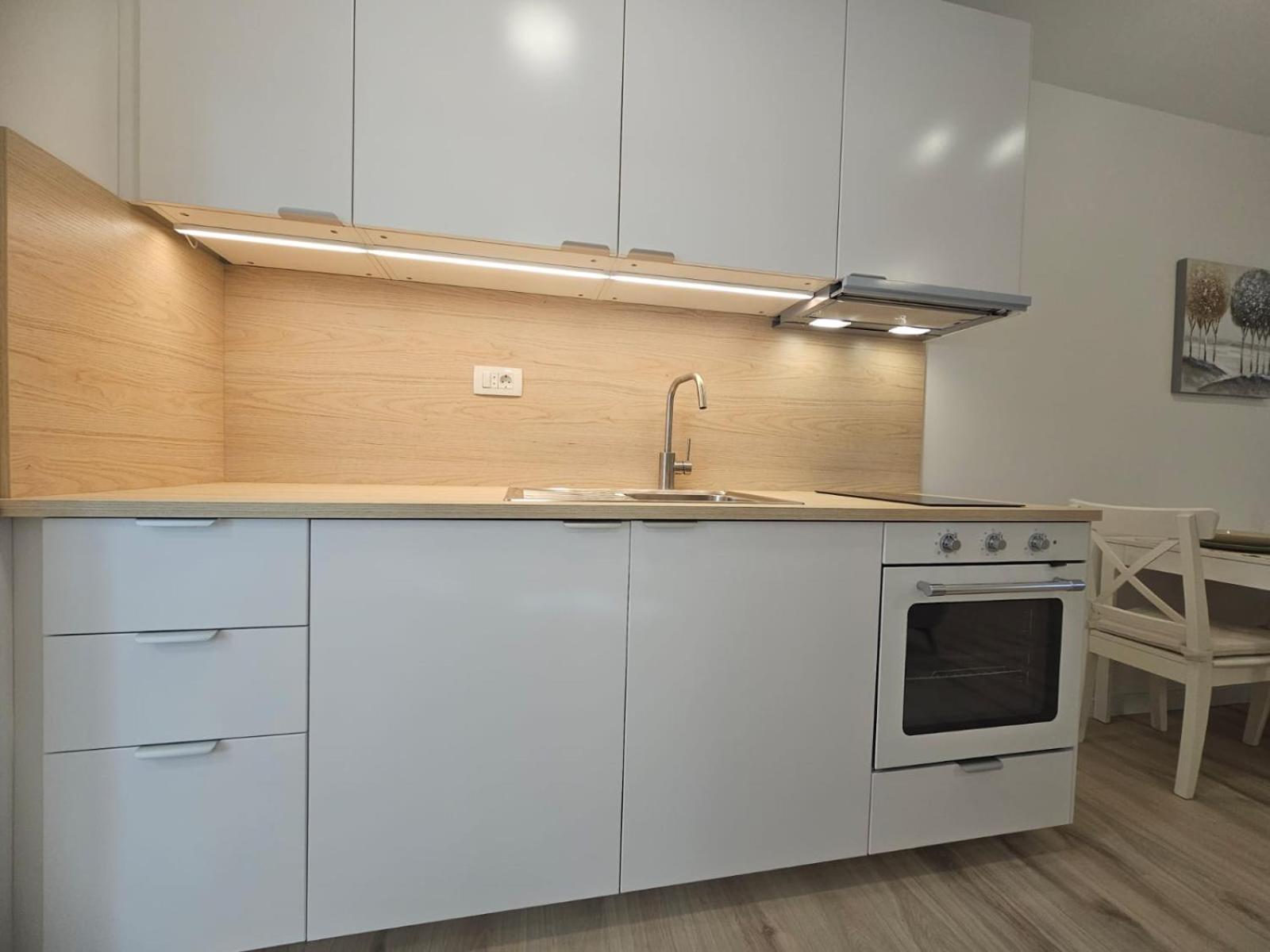 Apartments Miamare 2 Примоштен Экстерьер фото