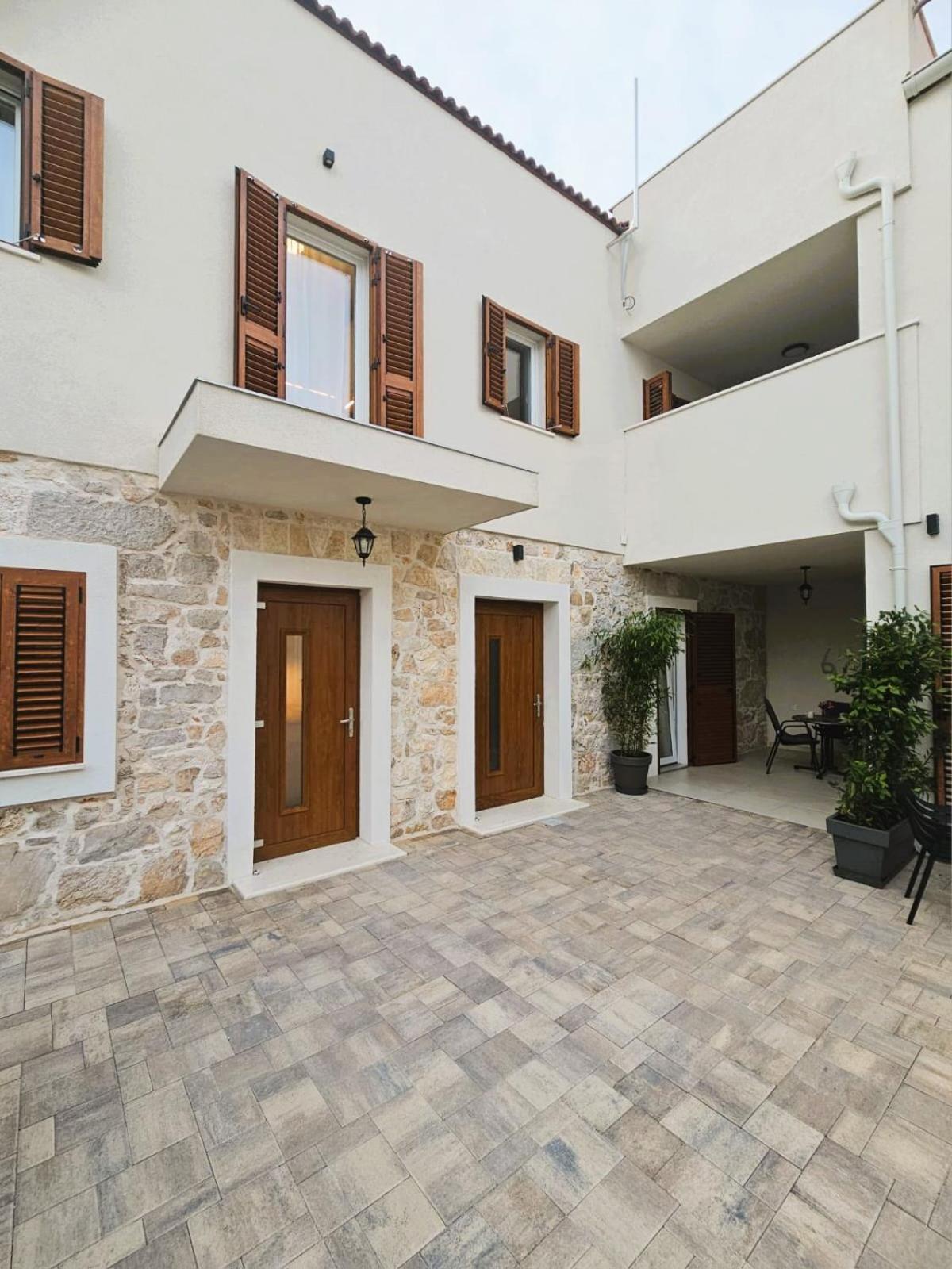 Apartments Miamare 2 Примоштен Экстерьер фото