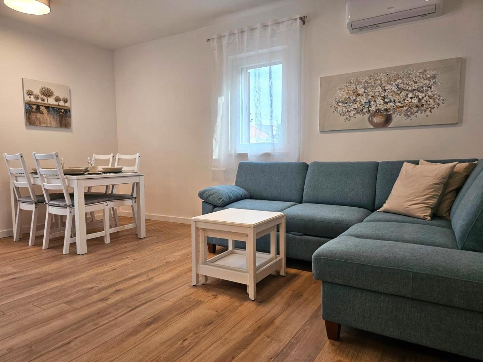 Apartments Miamare 2 Примоштен Номер фото